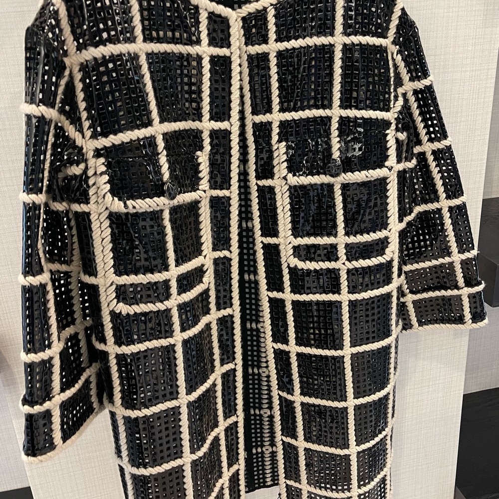 Authentic CHANEL RunwayCafé/Brasserie Laser Cage Jacket Size 38 Lagerfeld - Picture 6 of 12
